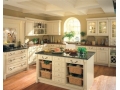 Cream Kitchen Cabinets for Soft and Comfortable Feelings