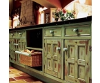 Distressed Kitchen Cabinets in an Old Look