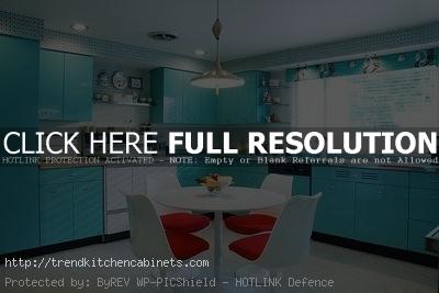 Retro-Kitchen-with-Geneva-Metal-Kitchen-Cabinets