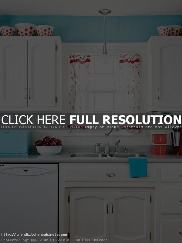 White-Beadboard-Kitchen-Cabinets-Ideas